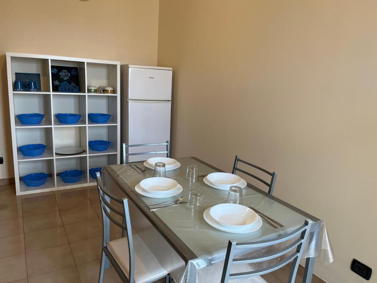 [Apulian Heart] Elegante Appartamento Gioia Del Colle Exterior foto